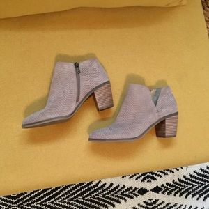 NEW Beige Lucky Brand Booties